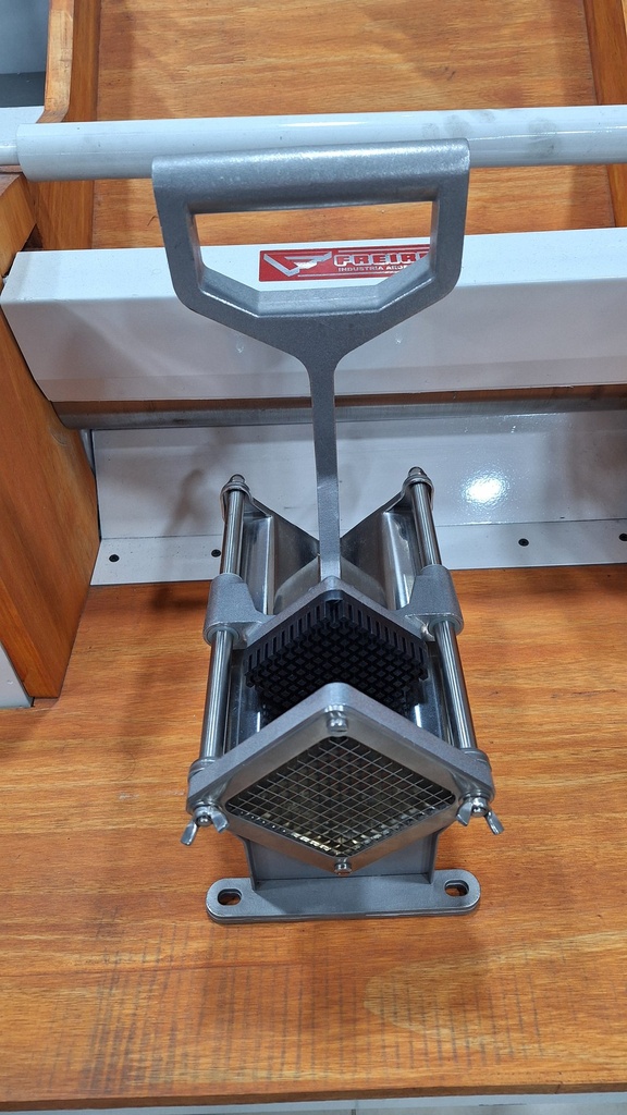 Behmont - IMP - Equipamientos - Cortapapas Horizontal (8)