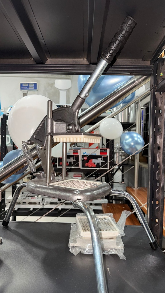 Behmont - IMP - Equipamientos - Cortapapas Vertical (3)