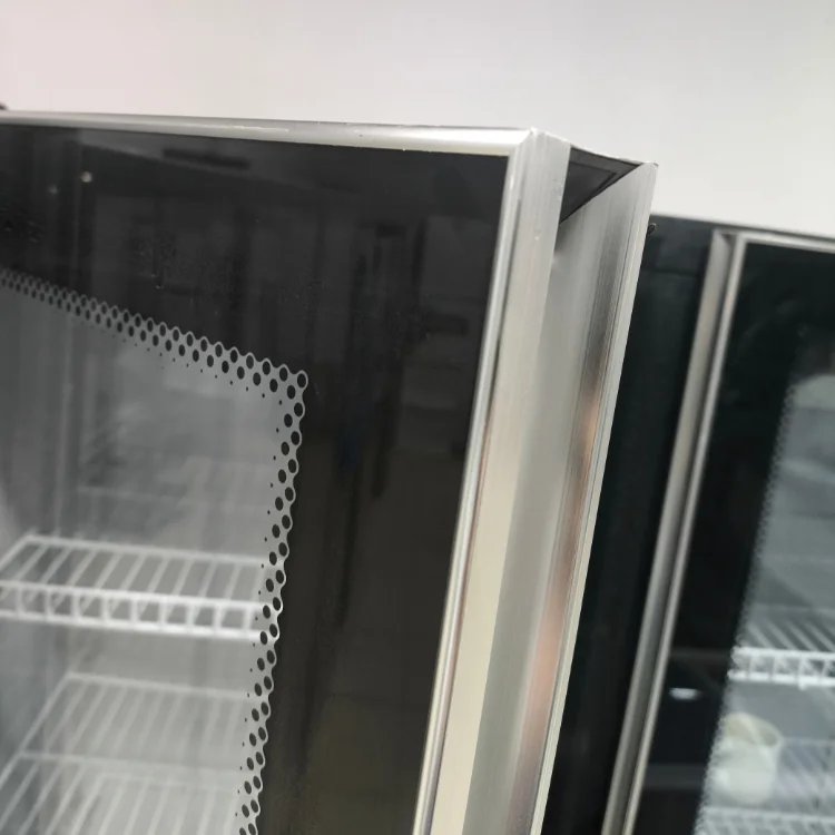 Behmont - IMP - Refrigeracion - Exhibidora vertical 470 L Full Glass - Marco aluminio - 6 estantes - Negro (4)