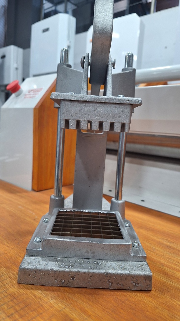 Behmont - IMP - Equipamientos - Cortapapas Vertical (2)