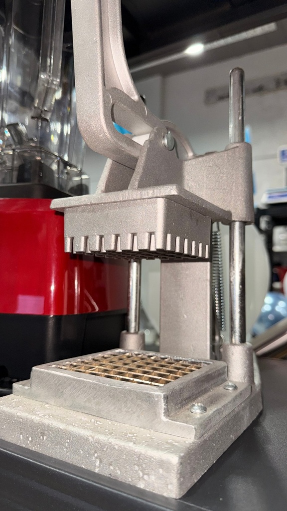 Behmont - IMP - Equipamientos - Cortapapas Vertical (3)