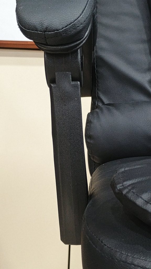 Behmont - IMP - Oficina - Sillon de oficina Mitte - Cuero - Altura regulable - Reclinable - C/apoya pies y masajeador - Negro (5)