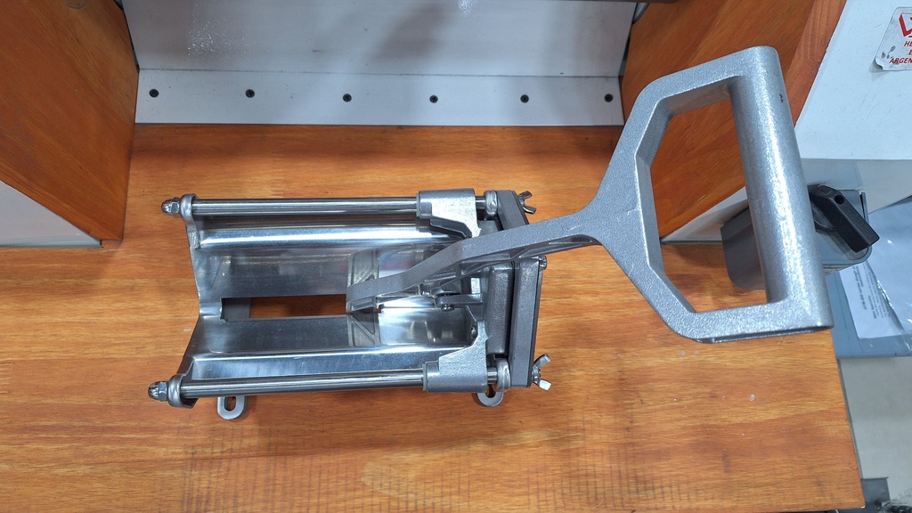 [25-JAY10] Behmont - IMP - Equipamientos - Cortapapas Horizontal