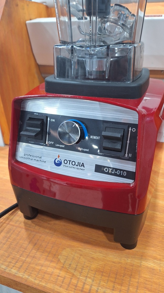 [OTJ-010] Behmont - IMP - Equipamientos - Licuadora Industrial 2.5 L - Rojo