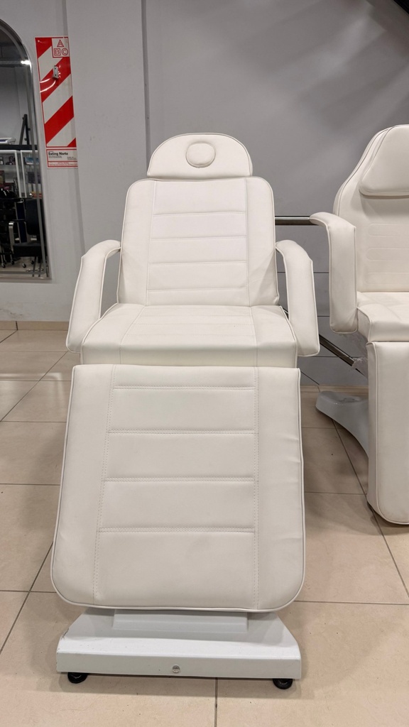 [A01] Behmont - IMP - Estetica - Camilla articulada electrica 196 x 62 x 70-88 - Soporta 150 kg - Blanco
