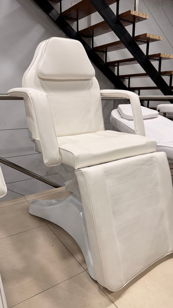 [C10] Behmont - IMP - Estetica - Camilla articulada hidraulica 182 x 62 x 55-75 - Soporta 150 kg - Blanco