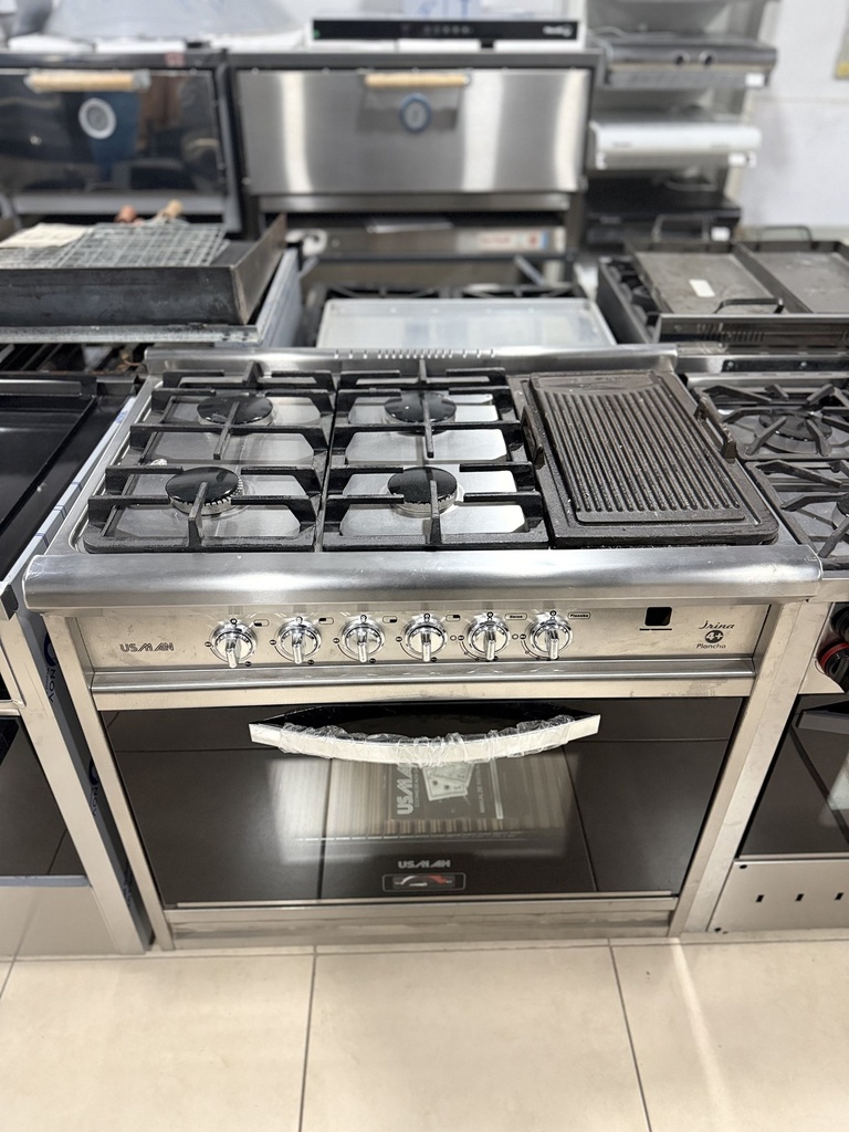 [3240] Usman - Cocina multifuncion 4 H. - Con plancha - Puerta de vidrio - Rejas de fundicion - Piso tejuelas refractarias - 90 cm